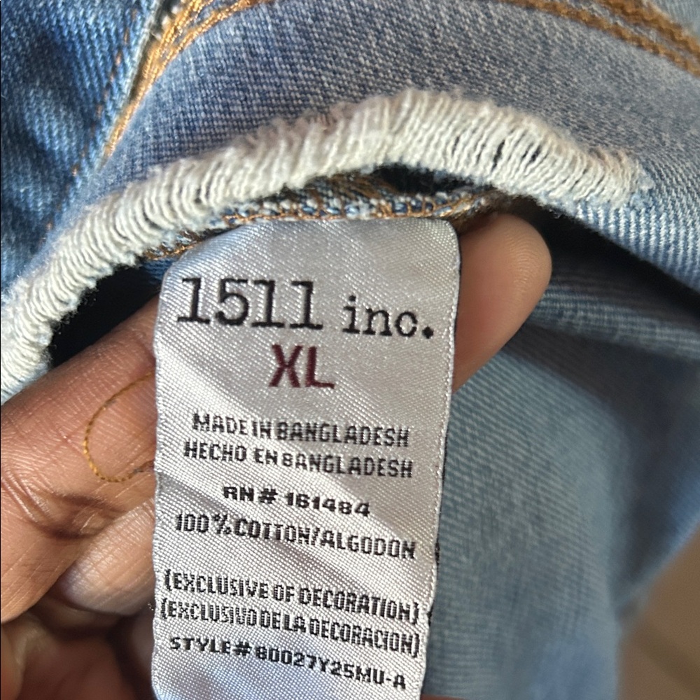 Classic Blue Denim Women's Jacket - Picture 2 of 3